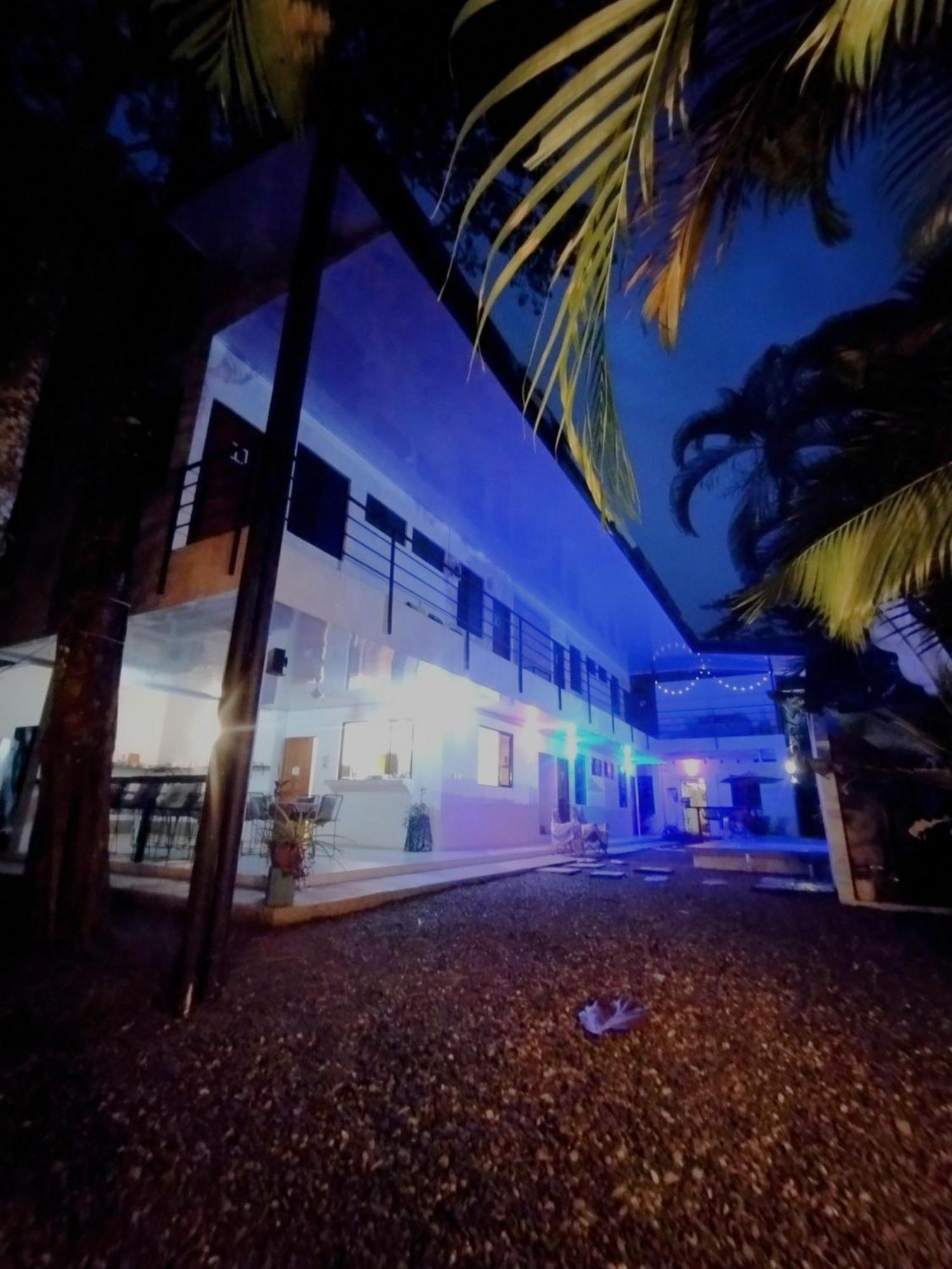 Casajungla Hostel Jacó Exteriör bild